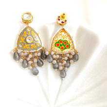 Load image into Gallery viewer, “SnowDrop” Earrings