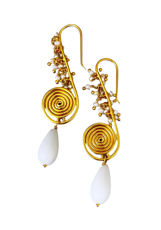 "Trumpet" Pearl Earrings